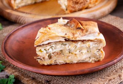 Ukusnija i zdravija od bureka - ovaj recept obožavaju mladi: Vrlo brzo se pravi ova pita, a ukus pamti