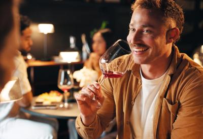 NAJLAKŠI NAČIN DA OTKRIJETE DA LI SE NEKOME SVIĐATE: Evo šta kaže nauka