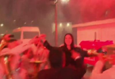 Slavlje nakon ubedljive pobede u Majdanpeku: Građani uživaju uz vatromet i trubače (VIDEO)