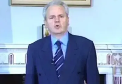 O njoj se priča od kremacije Mire Marković, a sad je ponovo zapalila Srbiju: Slobina unuka otkrila RAZLOG DOLASKA, ali i šta misli o svom dedi, nekadašnjem predsedniku SRJ