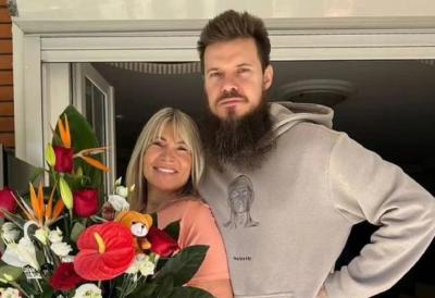 Prve slike unuke Suzane Jovanović - Malena Marta ima tek 7 dana, roditelji je izveli u šetnju