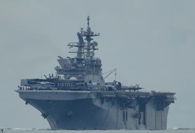 Kreće kopnena invazija na Iran?! Moćno plovilo stiglo na Bliski istok i izazvalo uzbunu - evo o čemu je reč (VIDEO)