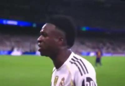 KAO RAZMAŽENO DERIŠTE: Vinisijus urlao kad ga je Arbeloa izveo - "Napuštam ovaj tim, zašto uvek ja" (VIDEO)