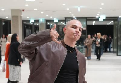 Stariji, krupniji i potpuno drugačiji: Vojažev rođeni brat jedva preživeo – sada je "ozbiljan frajer"