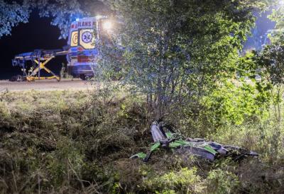 Uskrs pretvoren u najgori horor: Drvo se obrušilo na ljude, među stradalima i beba - devojka (21) i devojčica (16) na licu mesta izgubile živote, ovo su potresni detalji