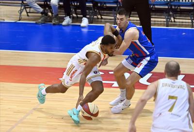 DA SE SKRENU MISLI SA DERBIJA: Zvezda lako slavila u Laktašima