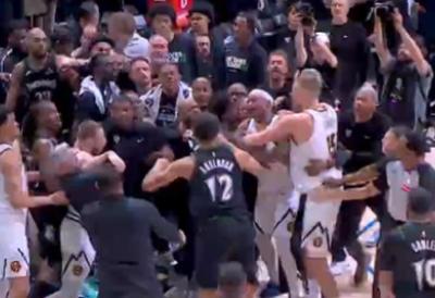 OZBILJNA FRKA U MINEAPOLISU: Jokić potpuno pogubio živce! Srpski as se zaleteo na igrača Timbervulvsa (VIDEO)