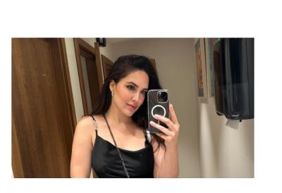 Pevačica pred porođaj prošla kroz pravu dramu: Završila u Hitnoj, a oni joj rekli da će zvati policiju