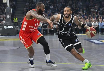 UDARAC ISPOD POJASA: Partizan PECNUO Zvezdu kad je NAJVIŠE BOLI - Crno-beli objavom ZAPALILI mreže!