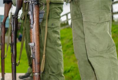 Tankeri se vraćaju, pumpe presušuju, blokirana rafinerija - Gorivo nestaje, a država pred kolapsom