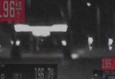 (VIDEO) Bahata vožnja u Surčinu - Divljao 200 na sat bez dozvole