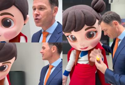 Pogledajte kako je ministar Mali pobedio Rastka i Milicu u kucanju jajima: Ugostio maskote EXPO 2027 za Vaskrs, pa odigrali dve runde (VIDEO)