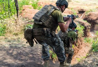 Bilans sa ukrajinskog fronta: Ruska ofanziva ne jenjava, uništena oprema i veliki gubici na terenu