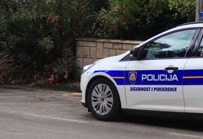 Horor u Zagrebu u cik zore: Trojica razbojnika pištoljima napala ukućane, dečak hrabro reagovao