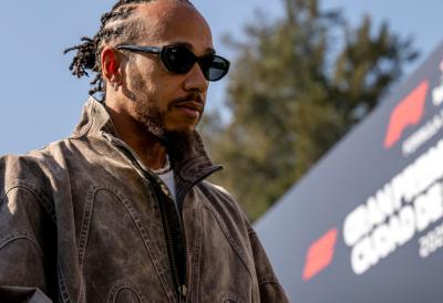 LUIS HAMILTON DIGAO PRAŠINU: Formula 1 pod pritiskom zbog ljudskih prava