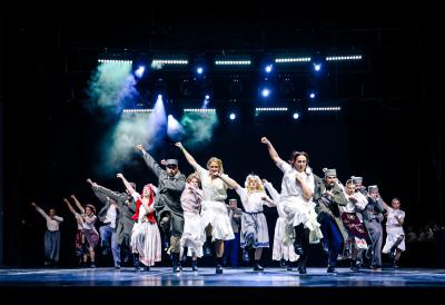 „SRPSKI INAT“ STIŽE NA SCENU: Emotivni mjuzikl o Srbiji koji budi ponos i sećanja - premijera 27. aprila u Zvezdara teatru