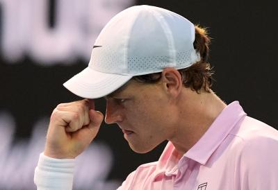 SINER POPUT BRZOG VOZA: Rival nije imao ni promil šanse - Ima li Alkaraz odgovor na ovo?