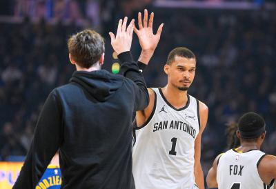 NEZAUSTAVLJIV: Vembanjama ispisao istoriju NBA lige (VIDEO)