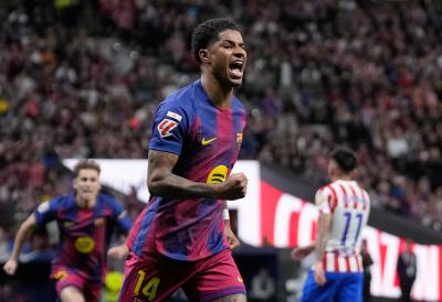 BARSELONA PREOKRENULA ATLETIKO: Titula sve bliža Kataloncima