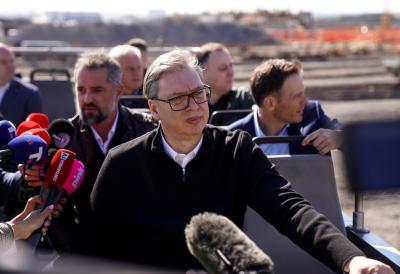 Vučić upozorio: Ako se ludilo nastavi, ne piše nam se dobro