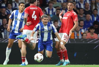 LIGA EVROPE: Aston Vila i Frajburg jednom nogom u polufinalu, komičan autogol pomogao Milenkoviću i saigračima (VIDEO)