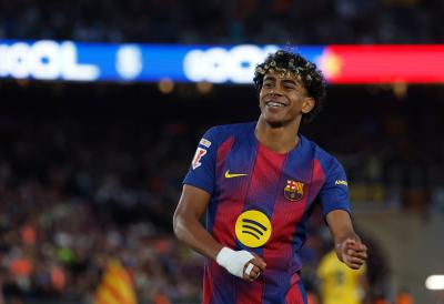 BARSELONA IMA TITULU U DŽEPU: Dmitrović omogućio Jamalu da slavi pre postignutog gola, Katalonci ubedljivi u gradskom derbiju