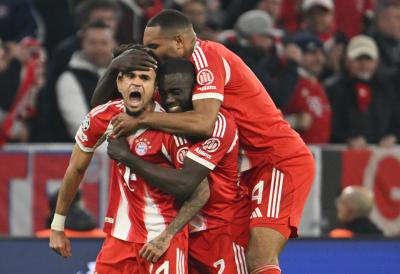 MEČ GODINE U MINHENU: Posle prave "LUDNICE" Bajern u polufinalu!