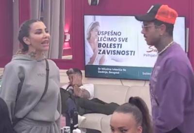 Aneli na stubu srama: Prikazano kako dodiruje Filipa stopalima po polnom organu, ona počela da se "pravda", pa se tek onda ukanalila