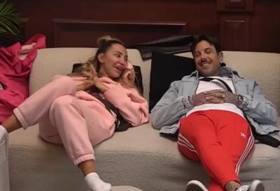 Svi su zgroženi: Aneli uhvaćena kako dodiruje Filipov polni organ, mislila da kamere neće ovo snimiti