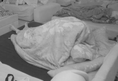 Asmin i Maja vrelom akcijom lome krevet: Ubacili u petu brzinu, ukućani zgroženi, njih dvoje vode ljubav kao da su sami u prostoriji