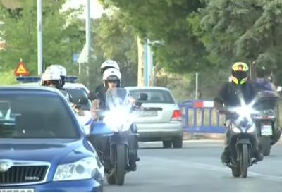 (VIDEO) Muškarac (89) otvorio vatru u glavnom gradu: Petoro ranjenih, sačmaricom zapucao pa uleteo u taksi i odvezao se - policija u dramatičnoj poteri za počiniocem