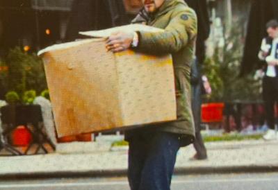 Blokaderi napravili užas u Rektoratu: Iznose dušeke, kutije i kese (FOTO)