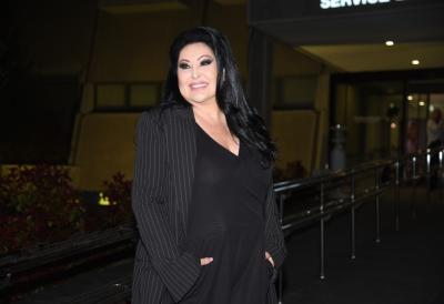 Dragana Mirković morala hitno da se vrati u Srbiju - pevačica se oglasila i otkrila povod njenog dolaska u