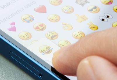 Poruke vam deluju hladno bez emotikona? Nauka otkriva zašto