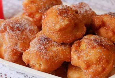 Najmekši UŠTIPCI SA JOGURTOM iz bakine sveske: Mirišu na vanilu, gotovi za 10 minuta, a rastu kao ludi