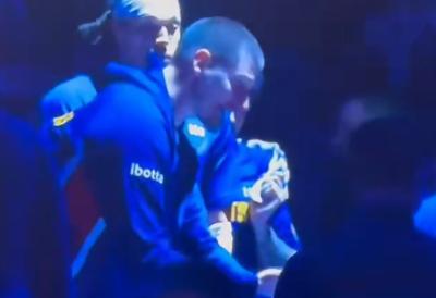 DIGLI MU ŽIVAC: Nikada nije bio ovako besan - Jokić "POLUDEO" zbog svojih saigrača, a onda se desilo ČUDO! (VIDEO)