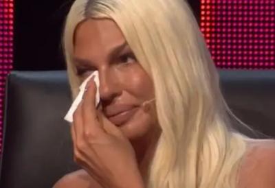 "Izdaja na Veliki petak..." Jelena Karleuš  se oglasila u očaju, nakon 30 godina OVAJ ČOVEK joj je uradio nešto nezamislivo tužno