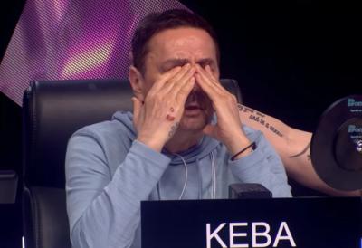 Keba plače kao malo dete u "Zvezdama Granda": Pevač se rasuo u komade, ne prestaje da roni suze