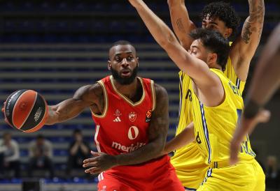 POBEDILI IH U DERBIJU, SADA ŽELE DA IM PREOTMU IGRAČA: Plejmejker menja sredinu i vraća se u redove gradskog rivala