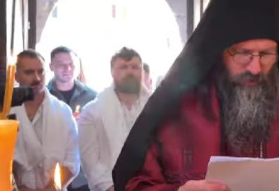 Američki vojnici prešli u pravoslavlje: Sava i Simeon kršteni pred Vaskrs u manastiru Draganac na KiM (VIDEO)