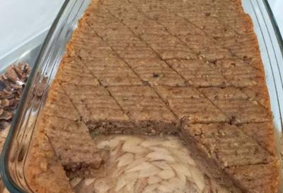 Domaća KUVANA BAKLAVA ukusom nadmašuje original: Posni desert bez kora, jaja i mleka – topi se u ustima i savršen je za Veliki petak, pravi se jednostavno i brzo