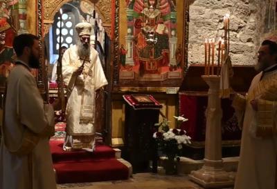 Patrijarh Porfirije u Pećkoj patrijaršiji: Verom, nadom i ljubavlju primamo Božju pobedu nad smrću (VIDEO)