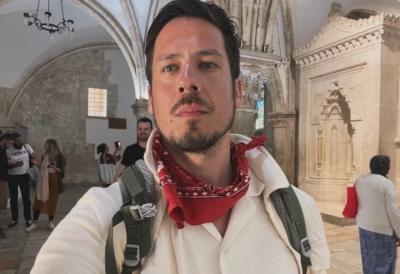 "Blagoslov da budem ovde" Nikola Rokvić na Veliki petak posetio jedno od najsvetijih mesta hrišćanstva - Pevač se oglasio iz Jerusalima