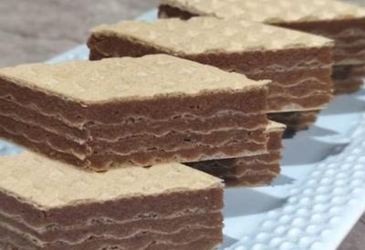 Ukusne OBLANDE sa keksom i čokoladom pravile su naše bake kada su htele BRZU poslasticu - Savršeno hrskav slatkiš za iznenadne goste ili uz popodnevnu kafu