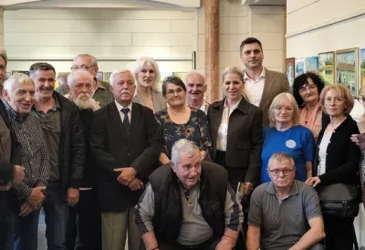 Umetnost bez barijera u Pančevu: Otvorena velika izložba slika Saveza invalida rada Vojvodine (FOTO)
