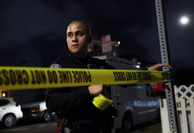 Bivši agent FBI otkrio da napad u Vašingtonu nije bio slučajan: Prokomentarisao i munjevitu akciju agenata pri formiranju ''ljudskog štita''