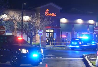 Maskirani upali u restoran pa otvorili vatru: Ima ranjenih, prestravljeni zaposleni bili zaključani u restoranu - počinioci u begu nakon masovne pucnjave