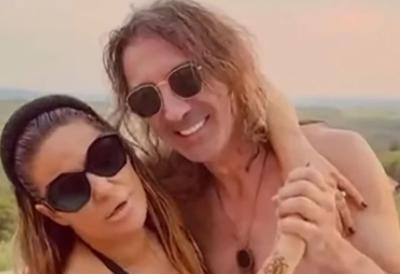 Ana Nikolić sa Tarom za praznike kod Raleta u vili: Zajedno ofarbale jaja, pa se opustile u bazenu, a pevačica i u šampanjcu