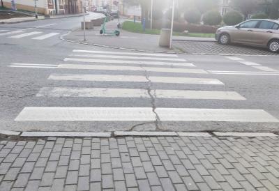 MNOGI ĆE SE IZNENADITI: Parkiranje uz pešački je dozvoljeno - Ali samo u OVOM SLUČAJU!