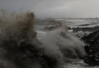 Razorni tajfun sve bliži ovoj regiji: Raste strah od poplava i stravičnih udara vetrova od najmanje 119 kilometara na čas - meštanima izdato hitno upozorenje